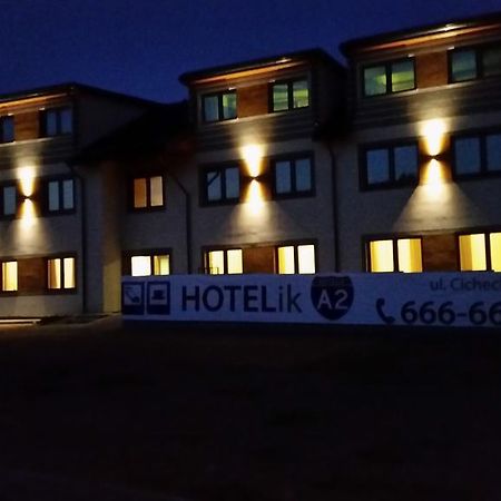 Hotelik A2 Pruszkow Bagian luar foto