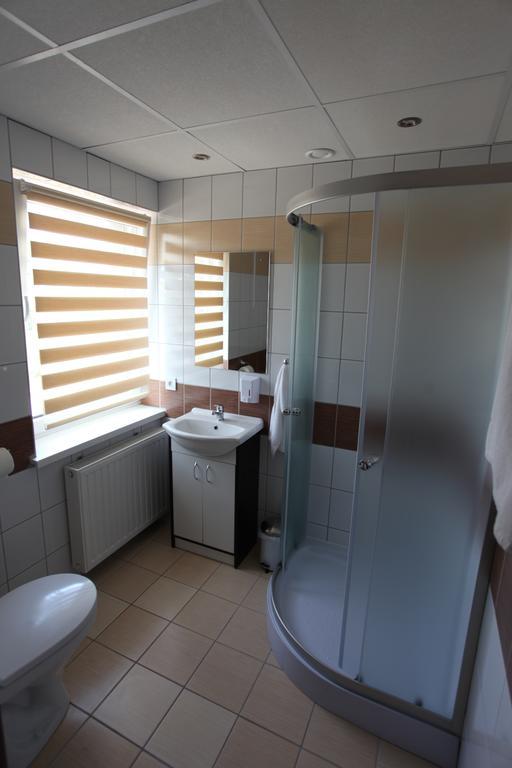 Hotelik A2 Pruszkow Ruang foto
