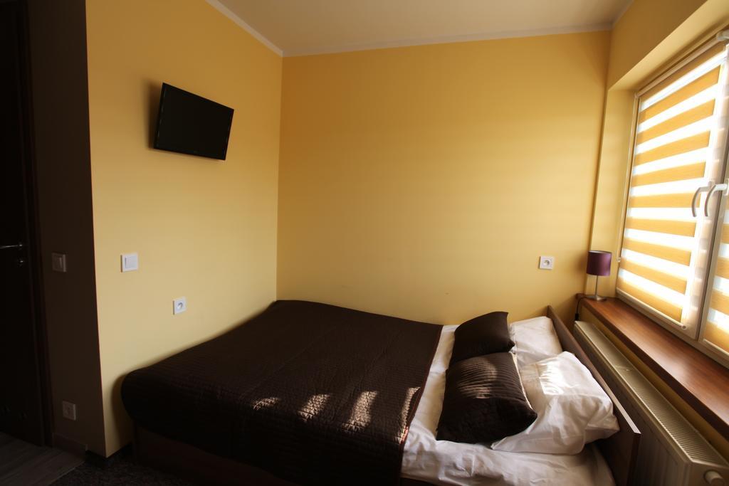 Hotelik A2 Pruszkow Ruang foto